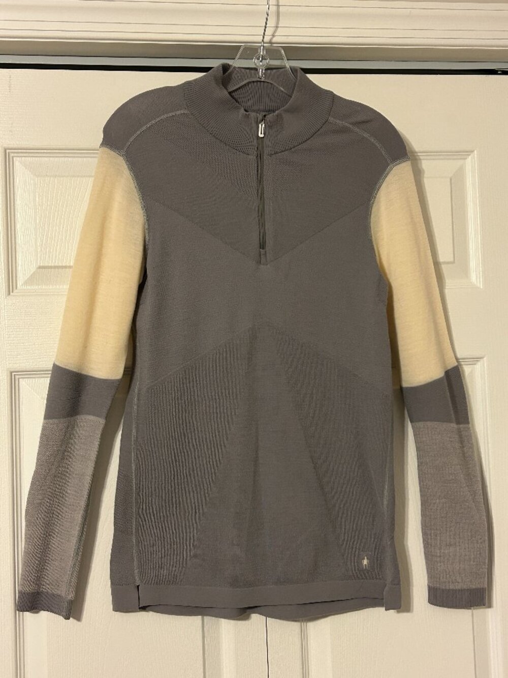 SMARTWOOL Sz M Intraknit 250 Merino BaseLayer Gray Colorblock 1/4 Zip Top